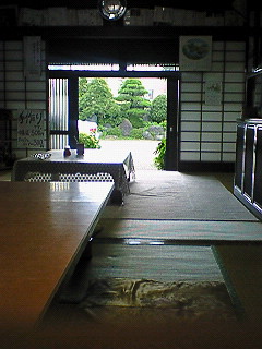 白須うどん民家